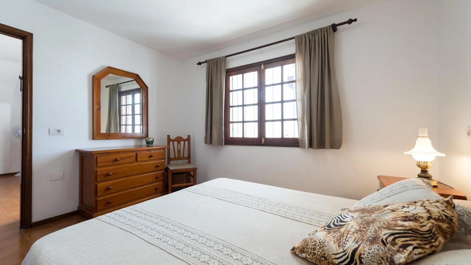 Villa 2Br Beach House - Solarium Terrace Shower - 13 Puerto del Carmen