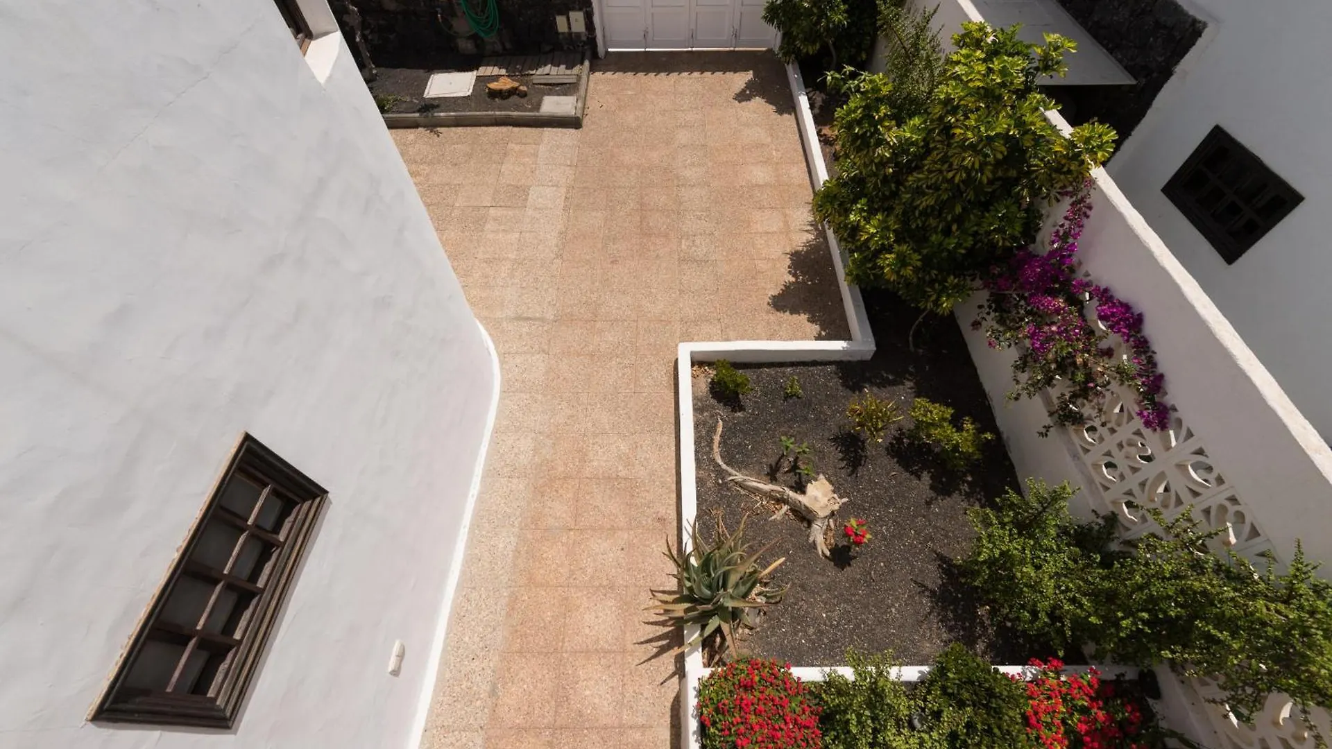 Villa 2Br Beach House - Solarium Terrace Shower - 13 Puerto del Carmen